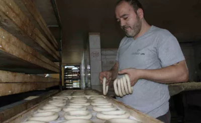 Giresun’un asırlık lezzet mirası; susamsız pekmezli simit