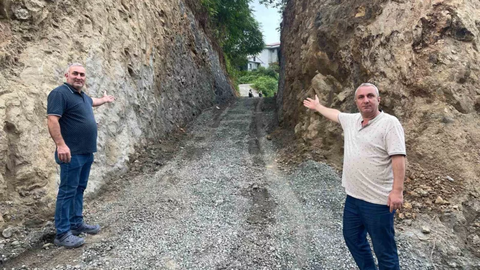 Ölenlerin yolu yaşayanları isyan ettirdi