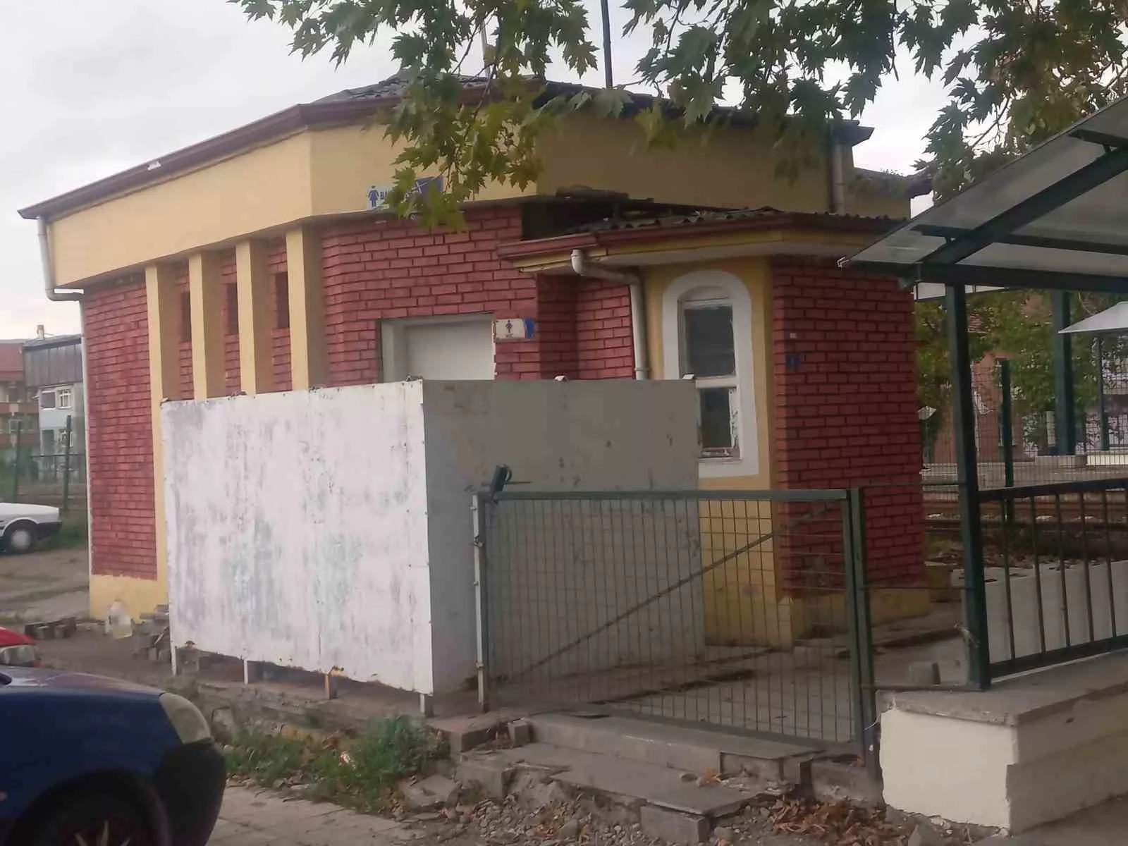 tcddye ait umumi tuvaletin sadece yolculara tahsis edilmesine tepki McBMLxXg jpg