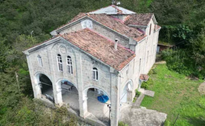 Yaklaşık bir asırdır cami olarak hizmet veriyor