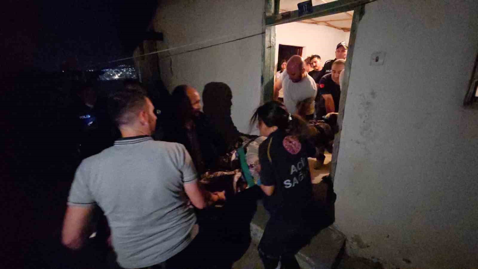 evin mustemilatinda yasanan gocugun altinda kalan kadin hayatini kaybetti 2ZmuIwQ2