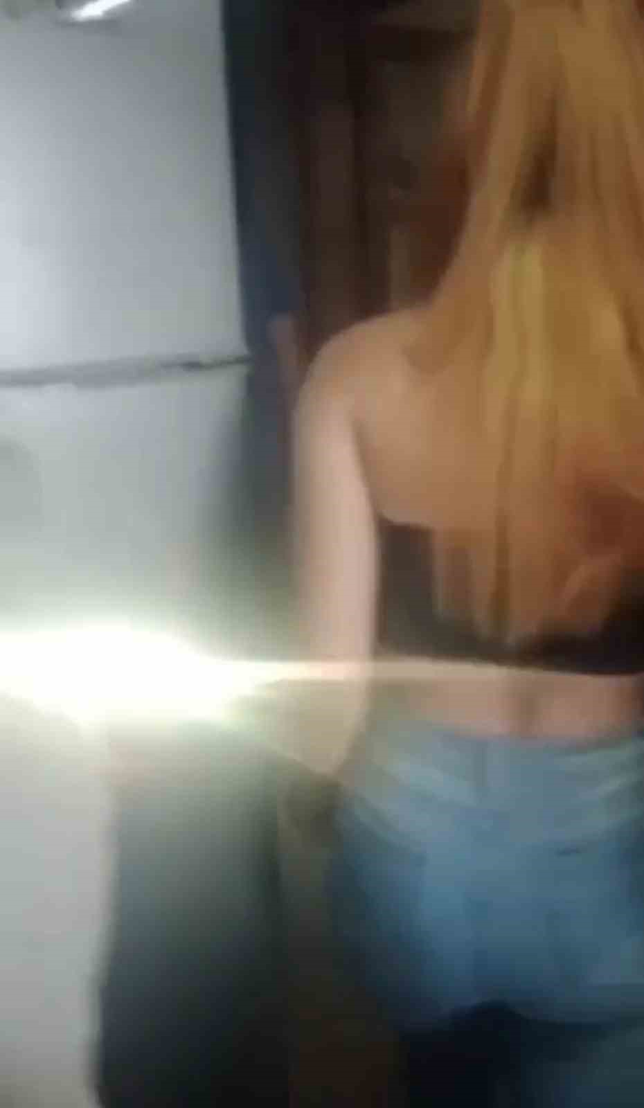 hirsizlik zanlisi kadin buzdolabinda yakalandi uRh3b5gf