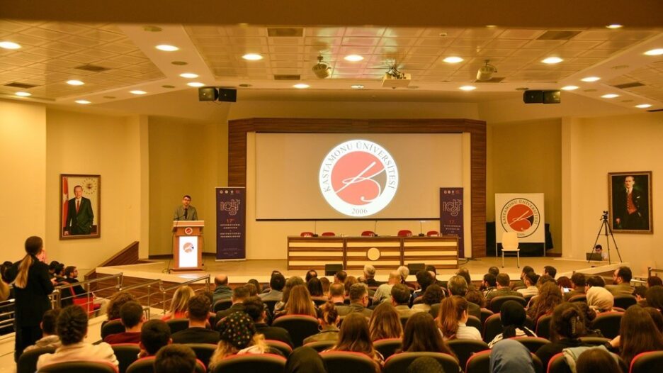 Kastamonu Üniversitesi’nde eğitim alanındaki teknolojik değişim ele alındı