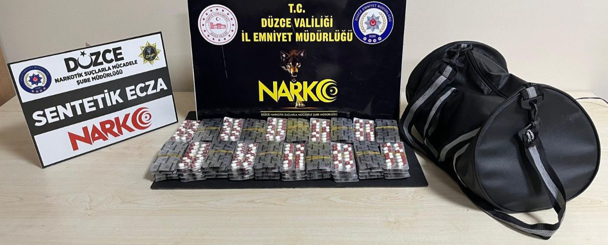 el cantasindan uyusturucu hap ele gecirildi