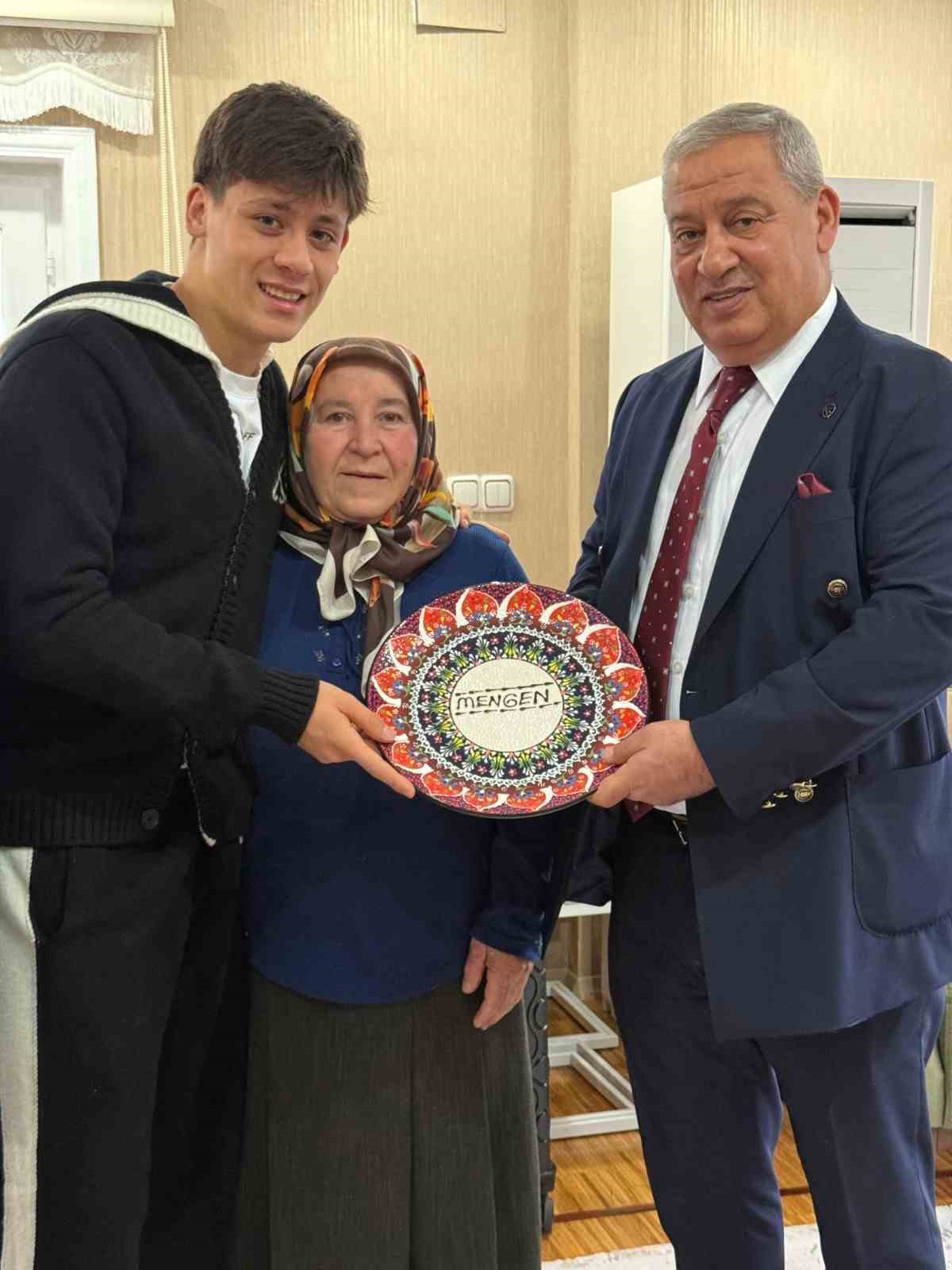 arda guler baba ocagina geldi h3peetLn