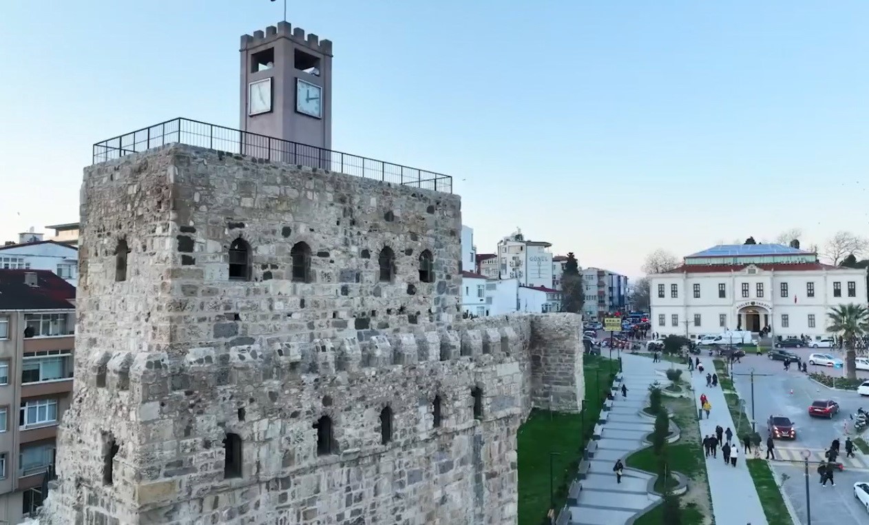 bakan kurum sinopun guzelligine guzellik kattik n2wLQSO2