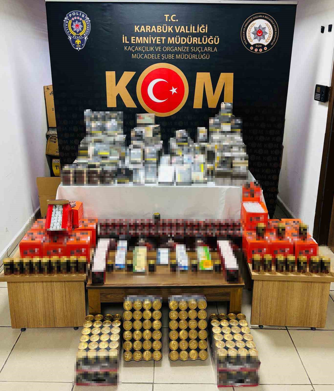 emniyetten yeni yil oncesi yasakli madde operasyonu bMbl8t4S