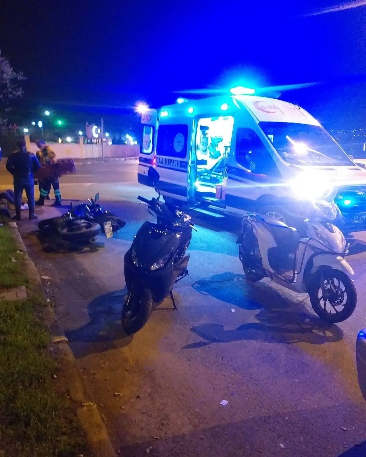 gulucteki trafik kazasinda motosiklet surucusu yaralandi 8ltO21nG