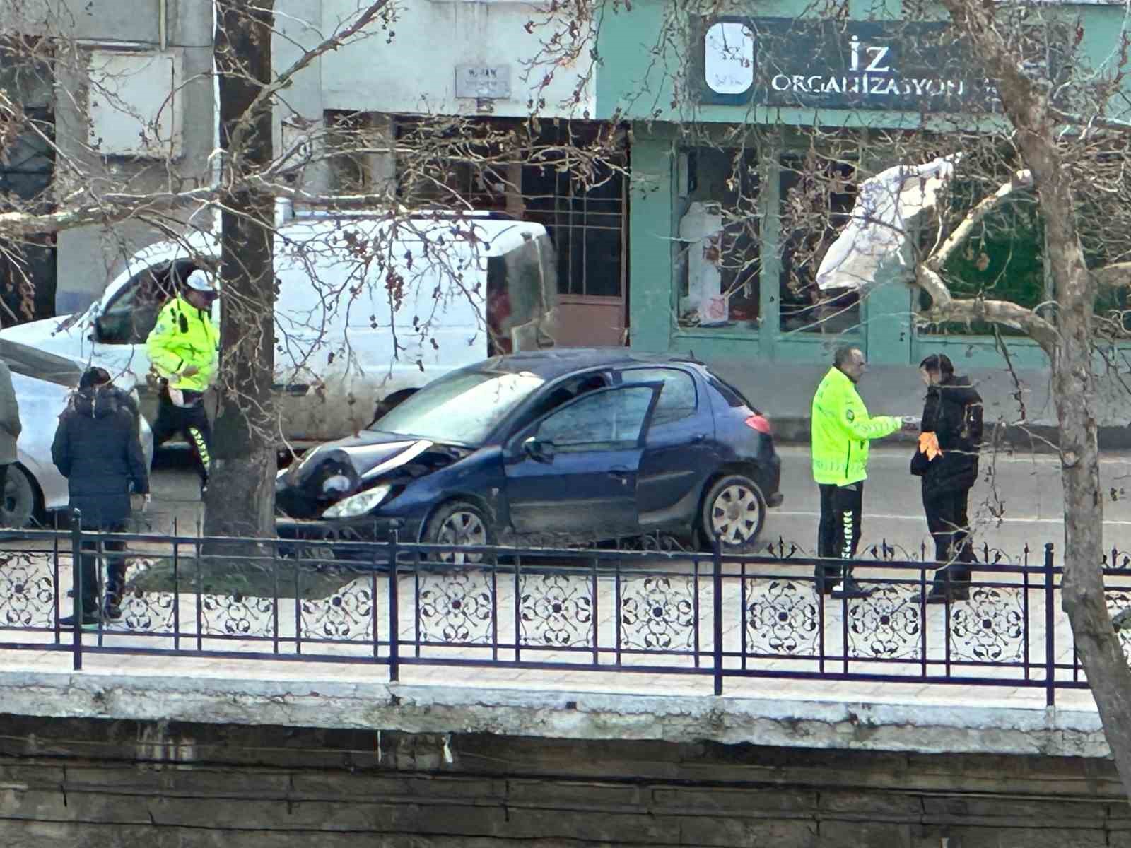 kastamonuda buzlanma kazalari beraberinde getirdi 3 yarali 1QmvduCU
