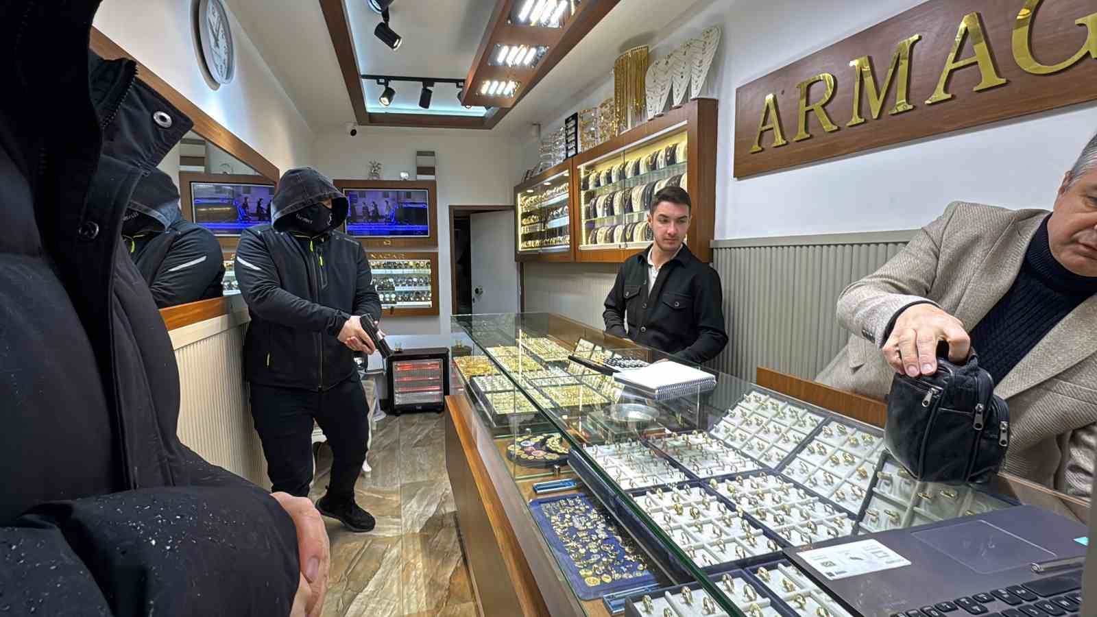 kuyumcu soygunu tatbikati gercegi aratmadi l4NtVgb8