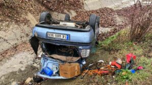 otomobil su kanalina uctu 1 yarali E6MP8sZX