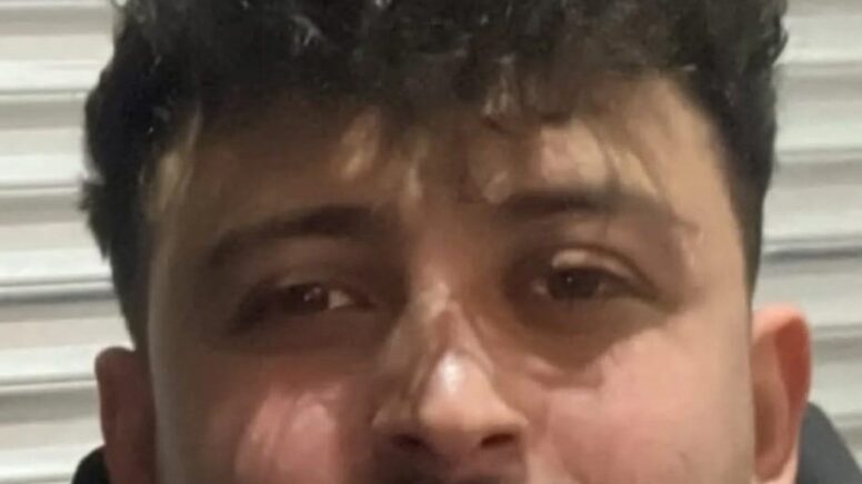 rizede otomobille carpisan motosikletin surucusu hayatini kaybetti liKOcZgD