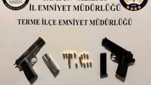 samsunda 2 kisi ruhsatsiz silahla yakalandi UqG8d4Fw