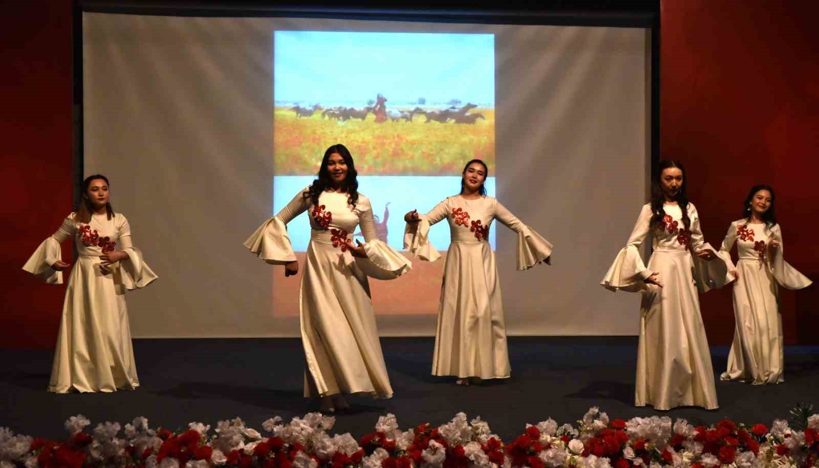 samsunda kazakistan ruzgari BMK7fpVn