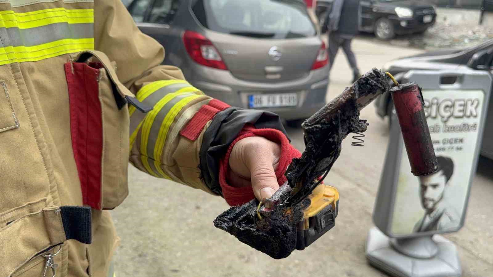 sarjda birakilan matkap patladi CZDu1YkQ