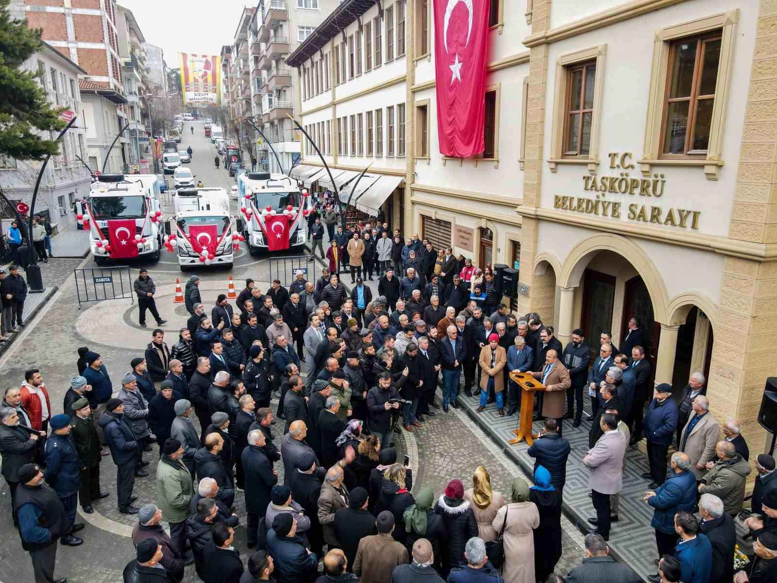 taskopru belediyesine hibe edilen cop kamyonlari torenle hizmete alindi WYCNrQ2Z
