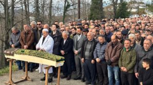 yanginda olen 94 yasindaki kadin topraga verildi g4idaaCD