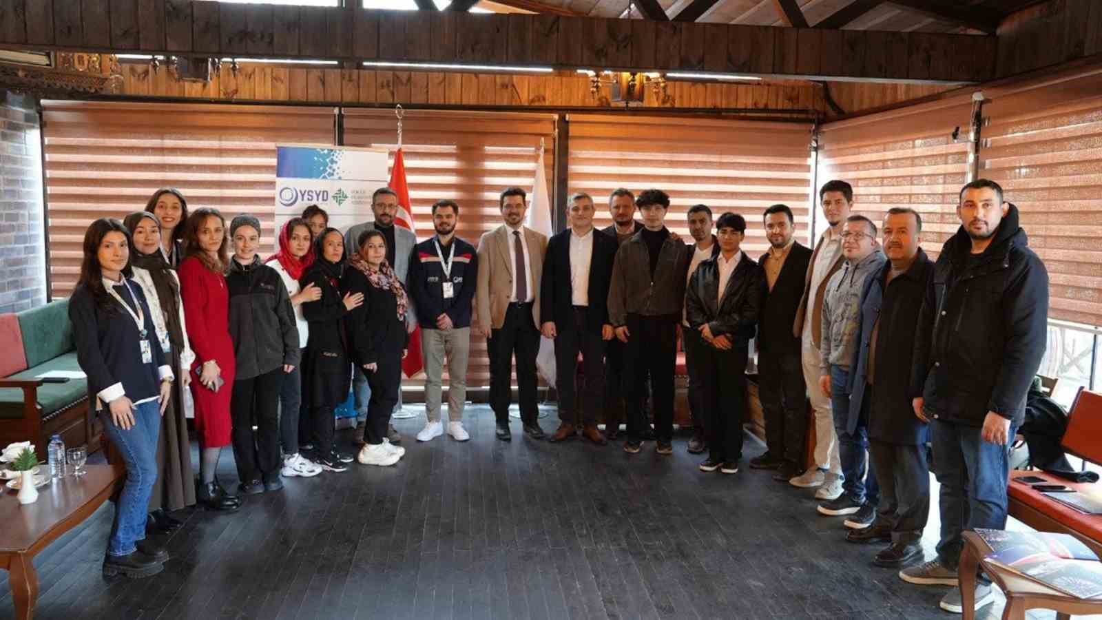ascilik ve fast food hizmetleri egitimini tamamlayan kursiyerlere sertifikalari verildi JdUnXZVe
