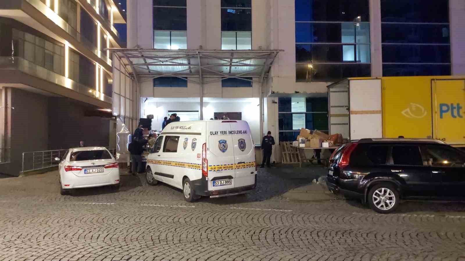 bakan uraloglundan ptt binasina yapilan saldirida hayatini kaybedenler icin taziye mesaji chzSUwKS