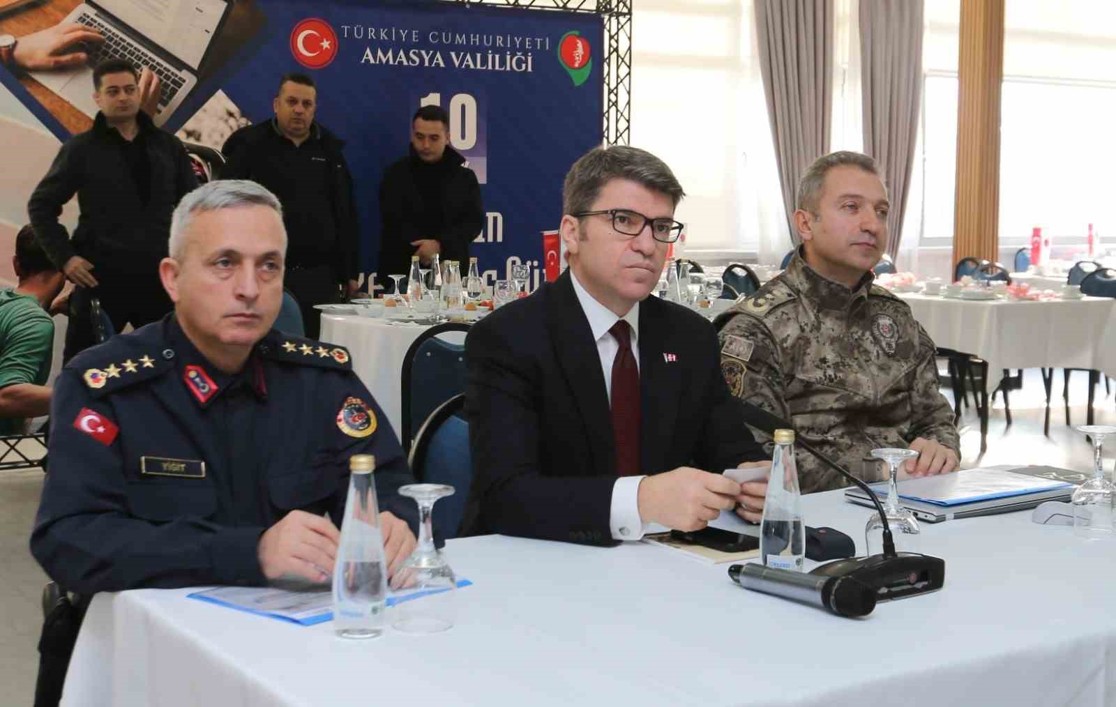 bir yildir araniyordu yatak bazasinin icinde polise yakalandi