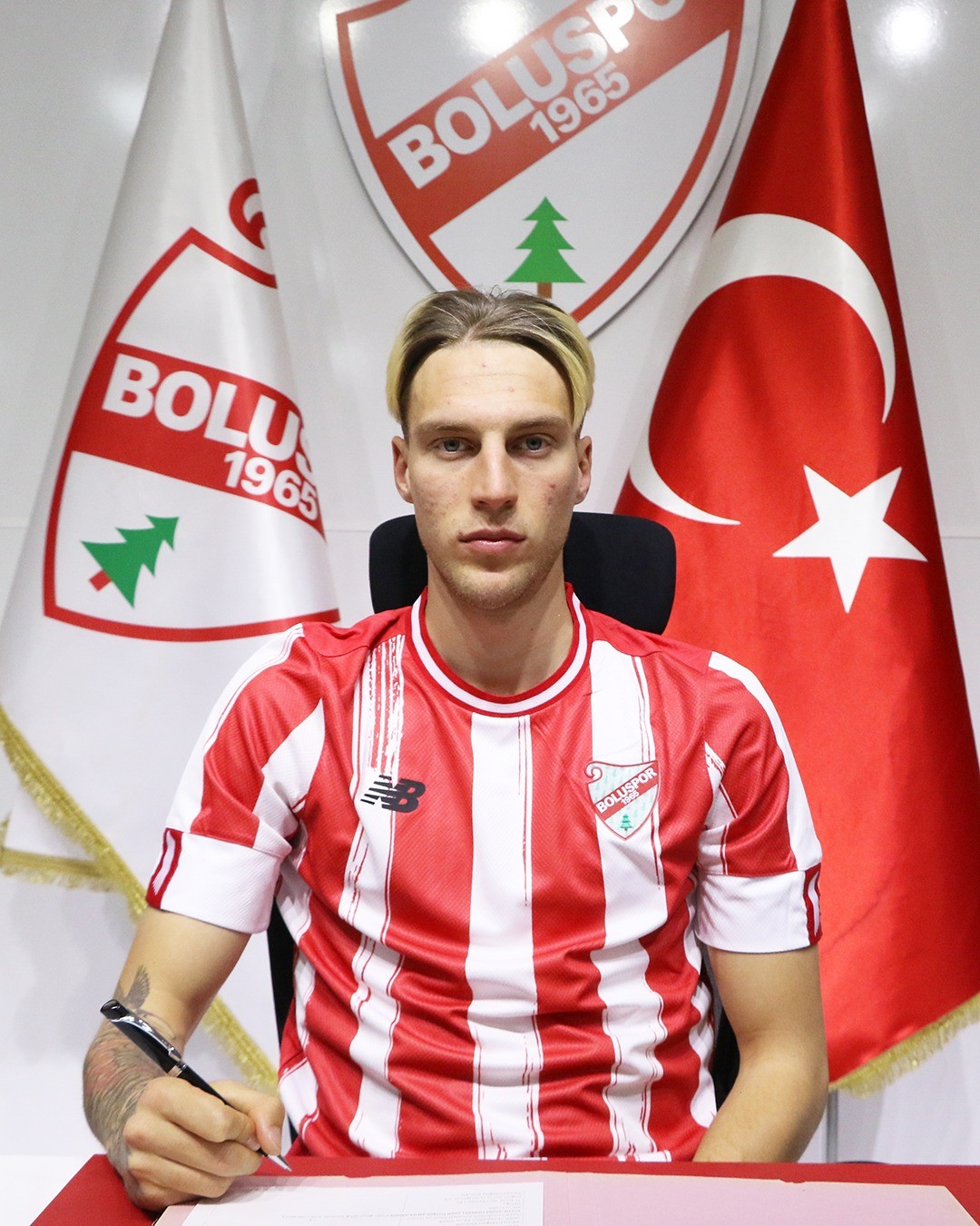 boluspordan orta saha ve forvete takviye k4XFCU1O