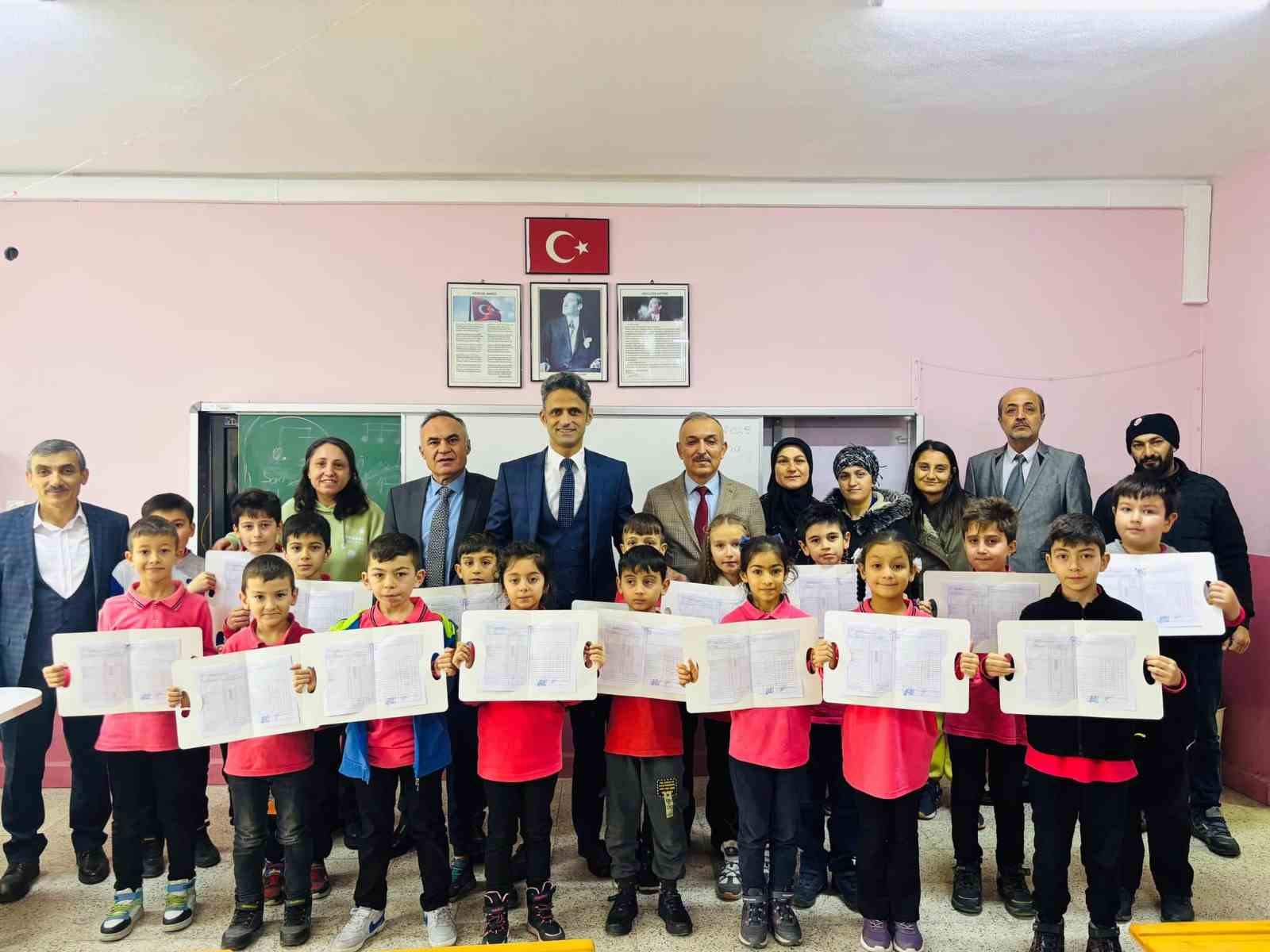 caycumada 11 bin 894 ogrenci yari yil tatiline cikti 66Cmatav