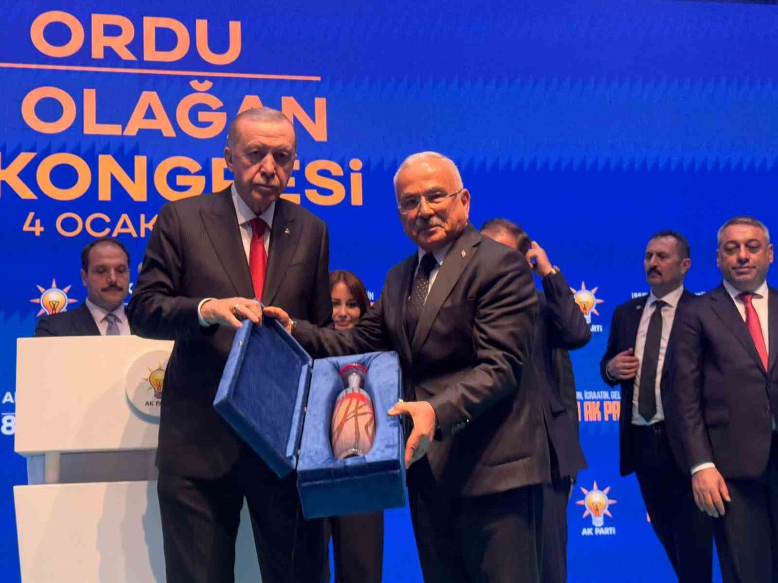 cumhurbaskani erdogan ankara karadeniz ve gurcistan arasinda demiryolu ulasimini planliyoruz y2uSgOL6