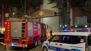 davlumbazdan cikan yangin korkuttu CpkrLXNr