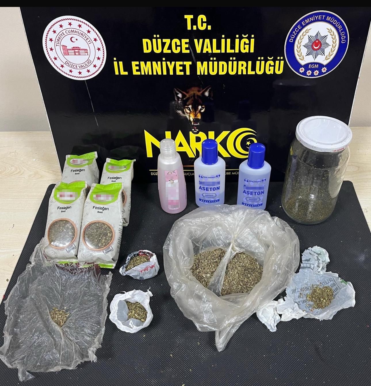 duzcede polisten uyusturucu operasyonu lpdggzKl