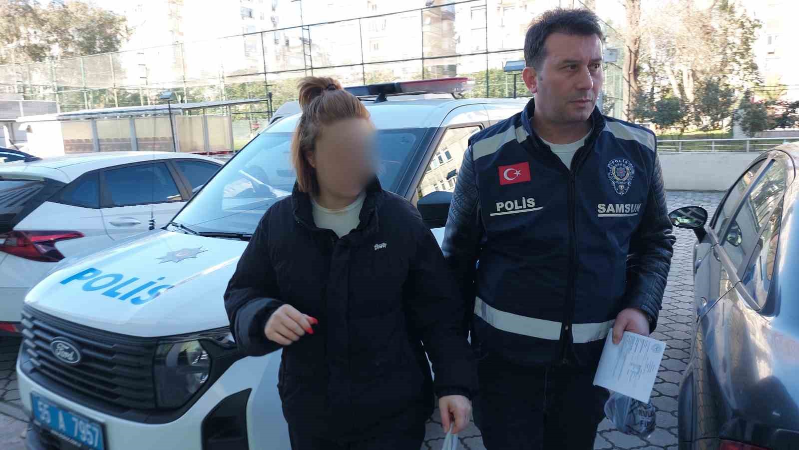 genc kadin ve bicakladigi sahis tutuklandi RRwQIeFH