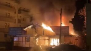 isyeri alevlere teslim oldu GzU6qEPi