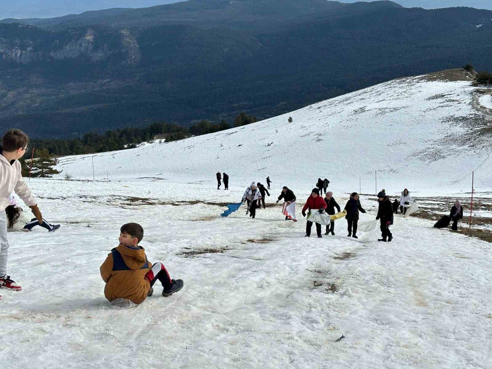 karabuk belediyesinin ucretsiz keltepe gezisi suruyor