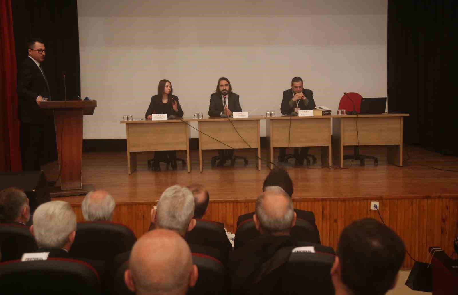kastamonu sair ve yazarlari sempozyumu basladi 7fSYnNCn