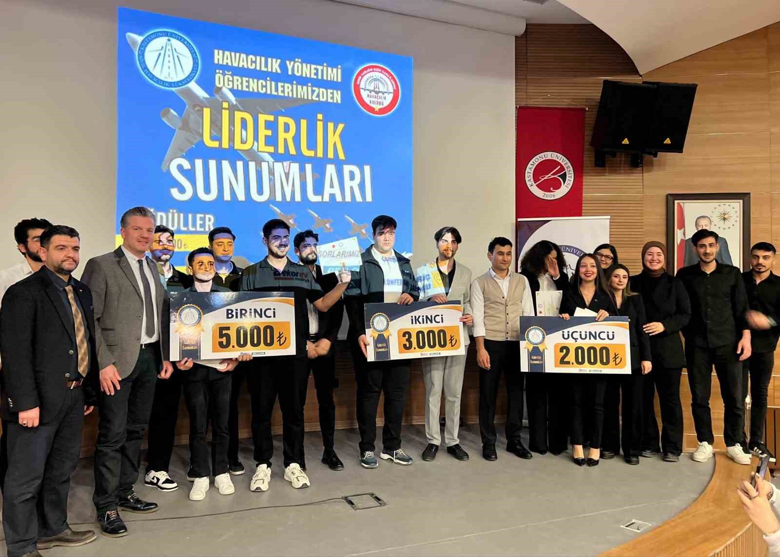 kastamonuda universite ogrencileri liderlik sunumlariyla yaristi