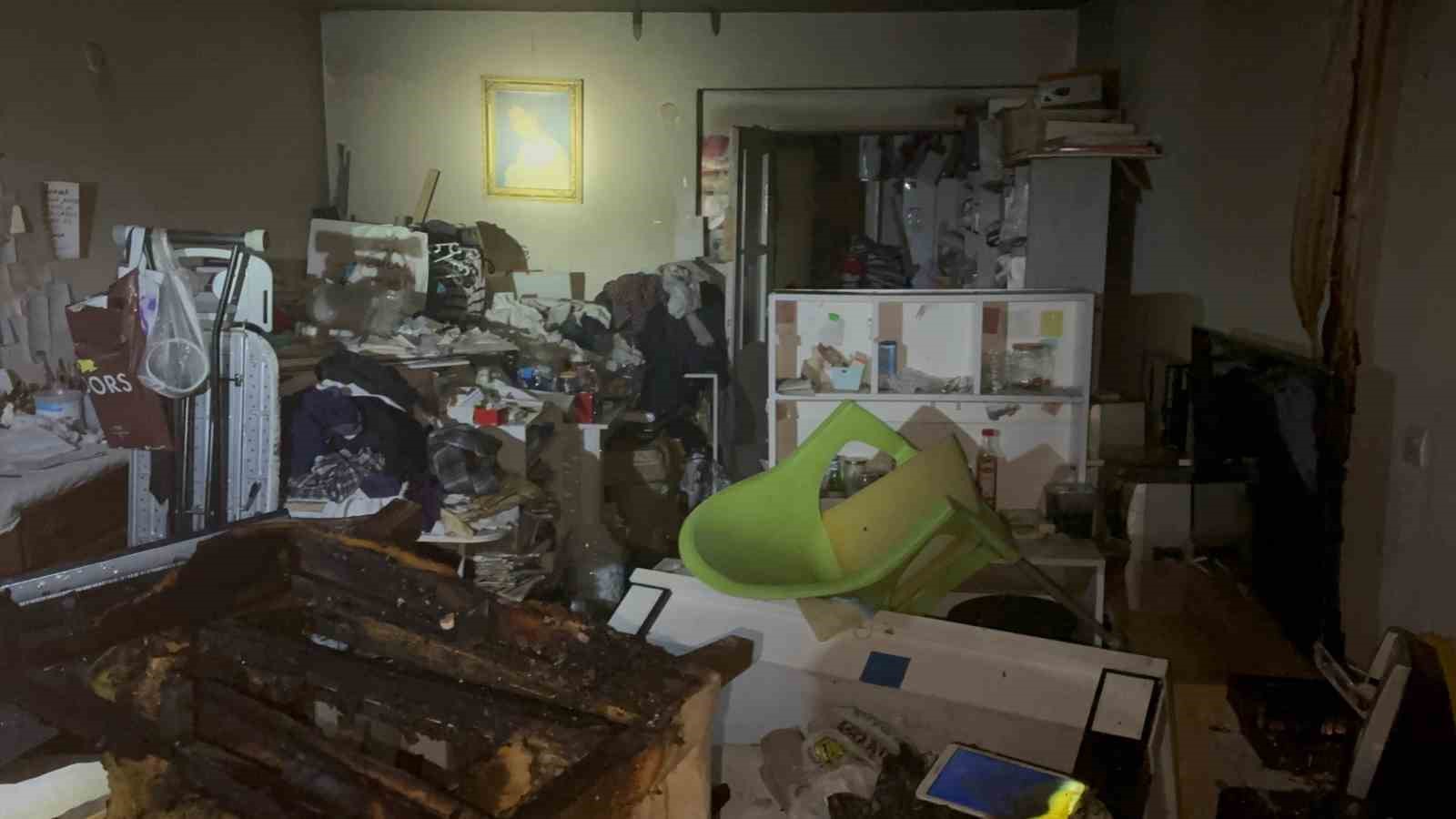 kombisi ariza yapinca elektrikli sobayla isinmak istedi evi yakti cBI8ewJh