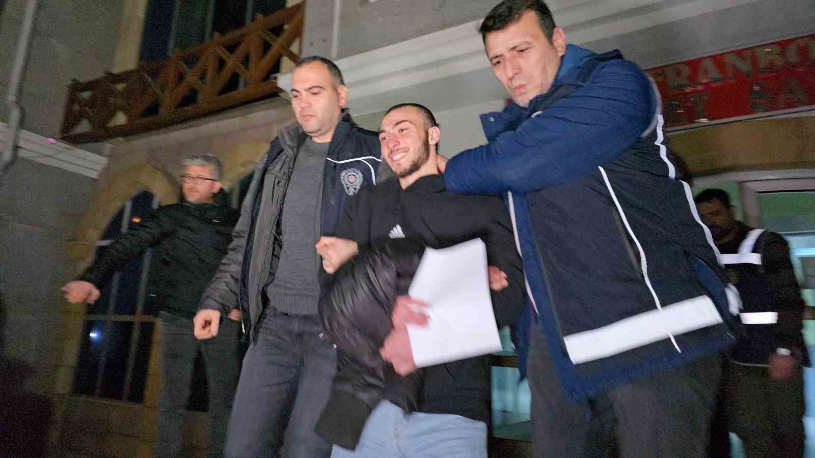 kuyumcu soygununu gerceklestiren 4 kisi tutuklandi NRAmGzYC