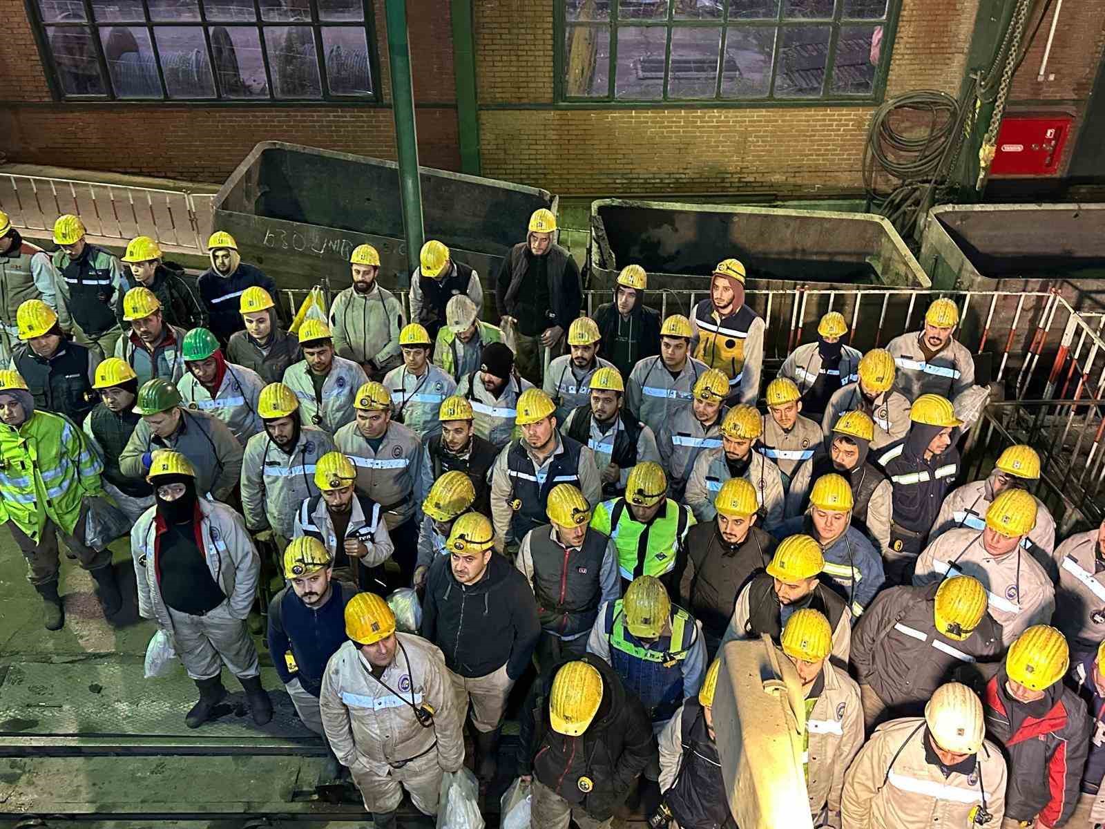 metan gazi puskurmesinde olen 8 maden iscisi 12 yilda anildi k18vOKei