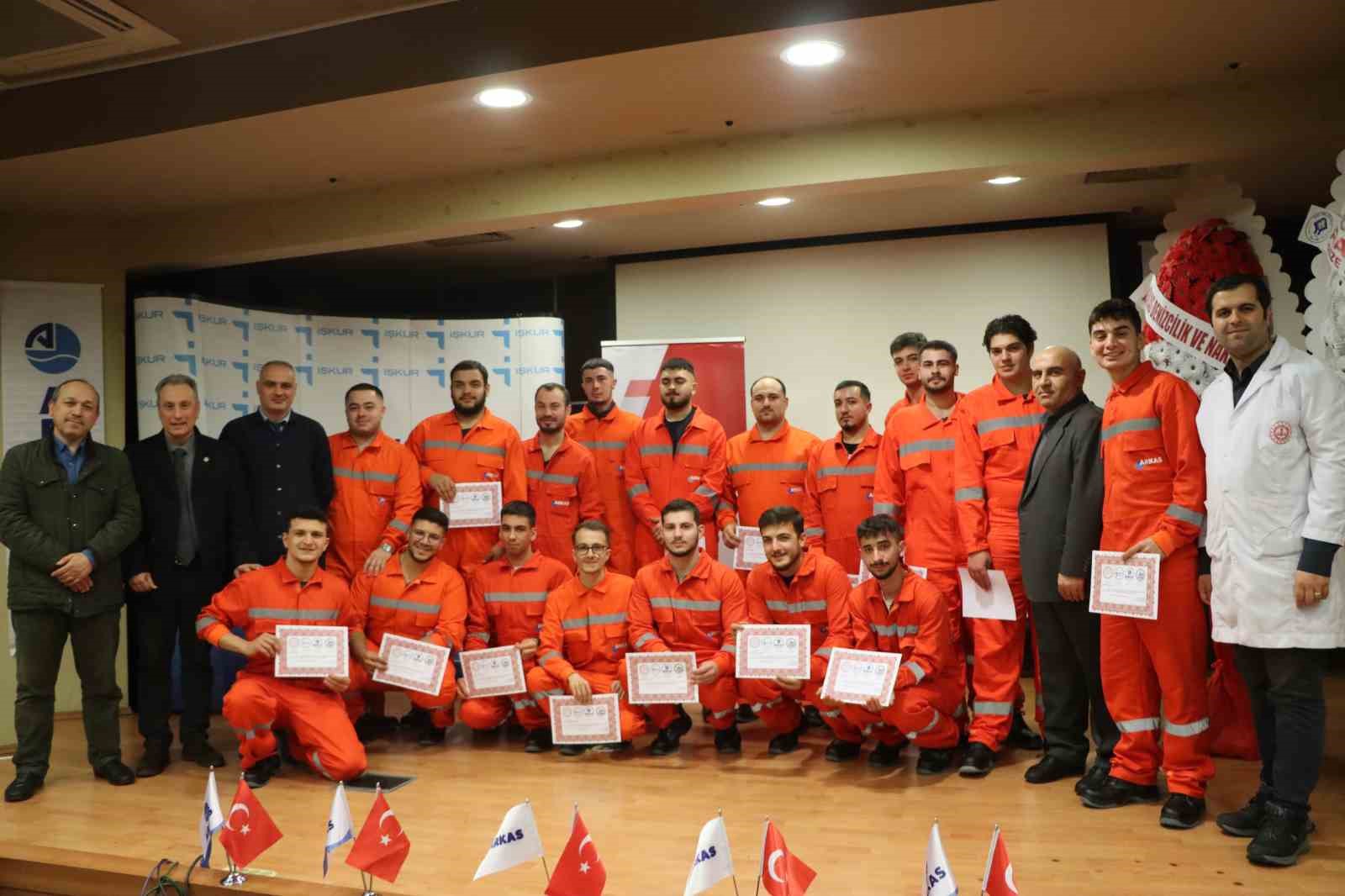 rizede acilan istihdam garantili fiterlik kursu ilk mezunlarini verdi PgDbvOkR