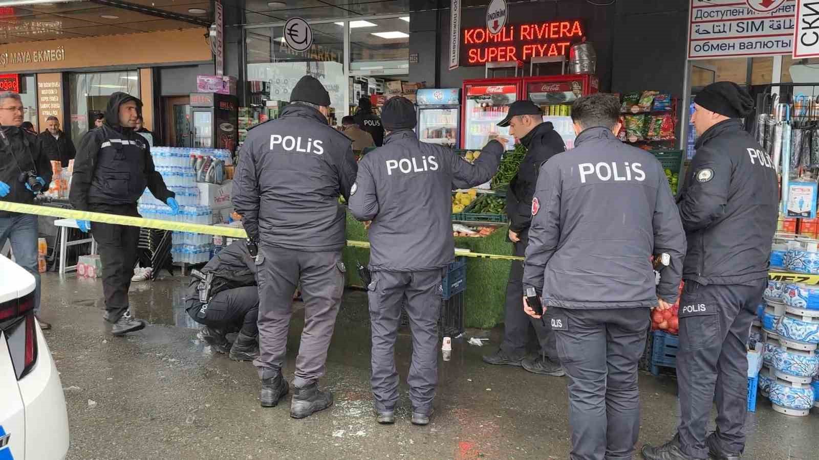 rizeli anne oglunu darp etti diye market calisanini silahla vurdu