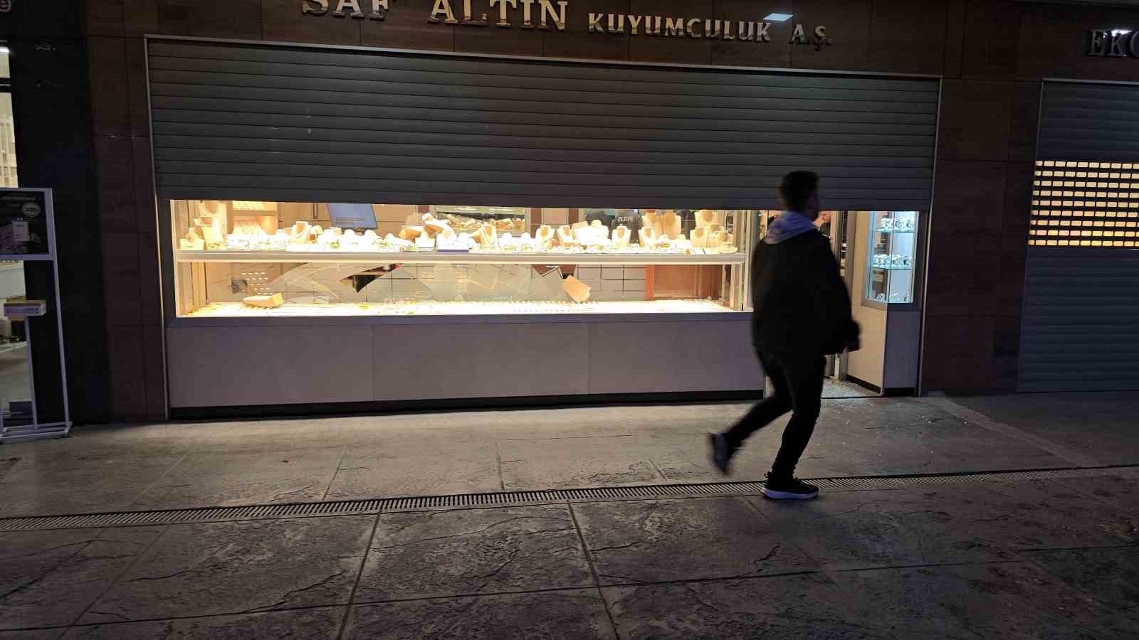 safranboludaki kuyumcu soygununda calinan altinlar ele gecirildi zanlilar her yerde araniyor