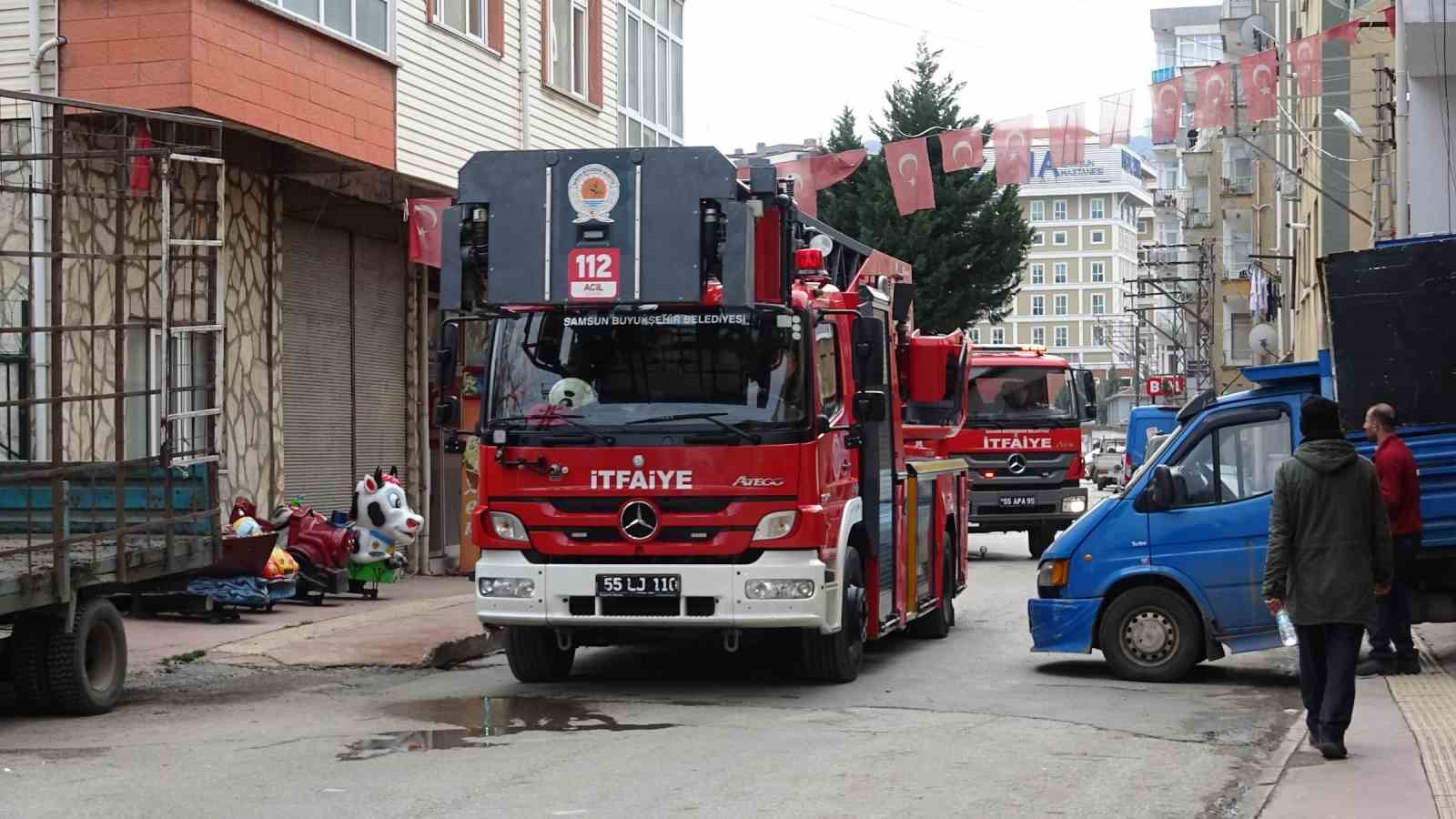 samsunda baca yangini korkuttu udGf6Ikz