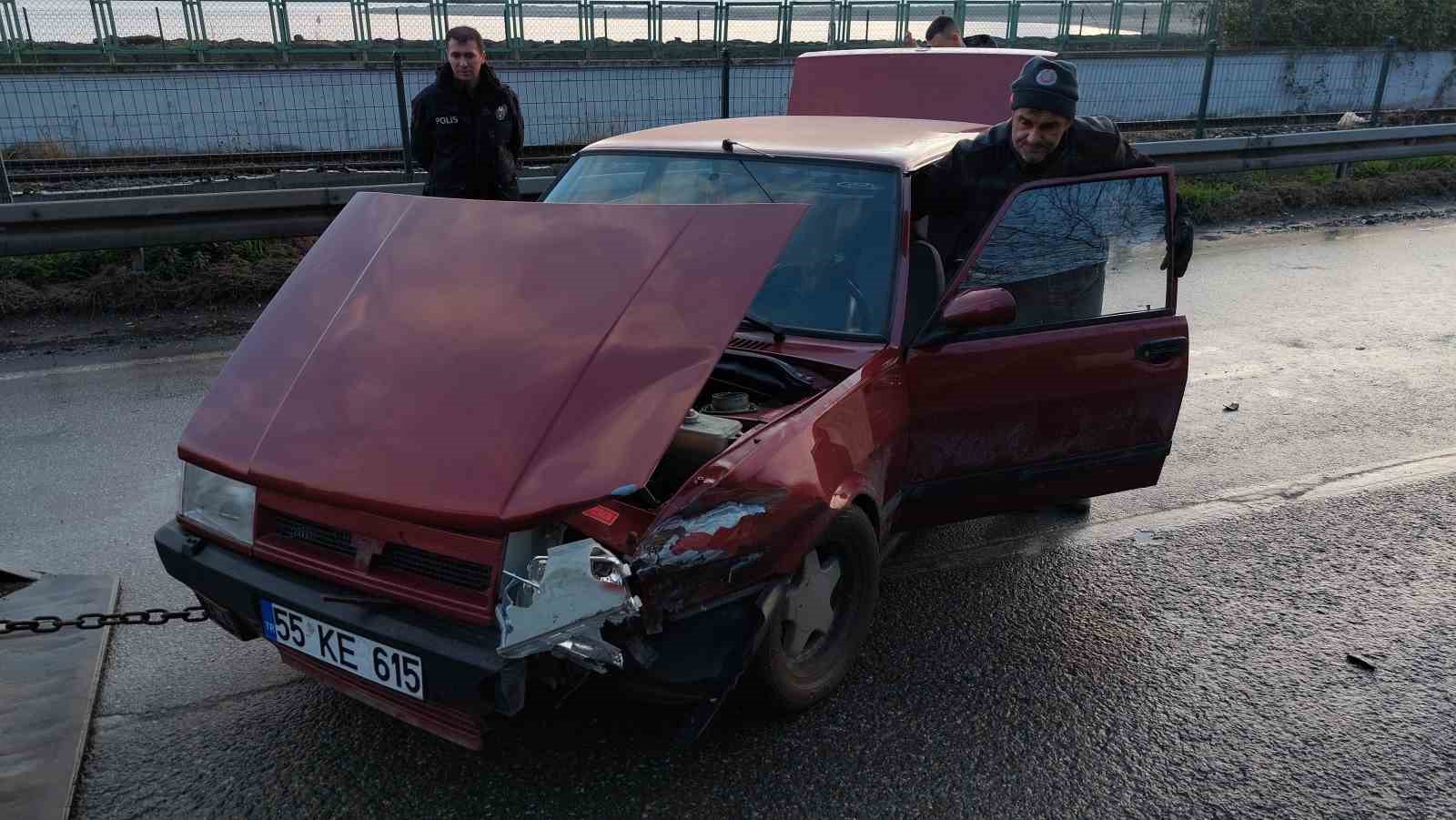samsunda fiat tofas bariyere carpti 1 yarali rRIcnqRv