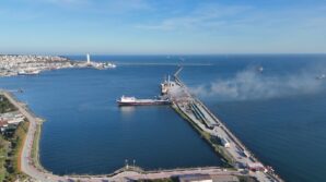 samsundaki gemi yangini 93OBhUZx