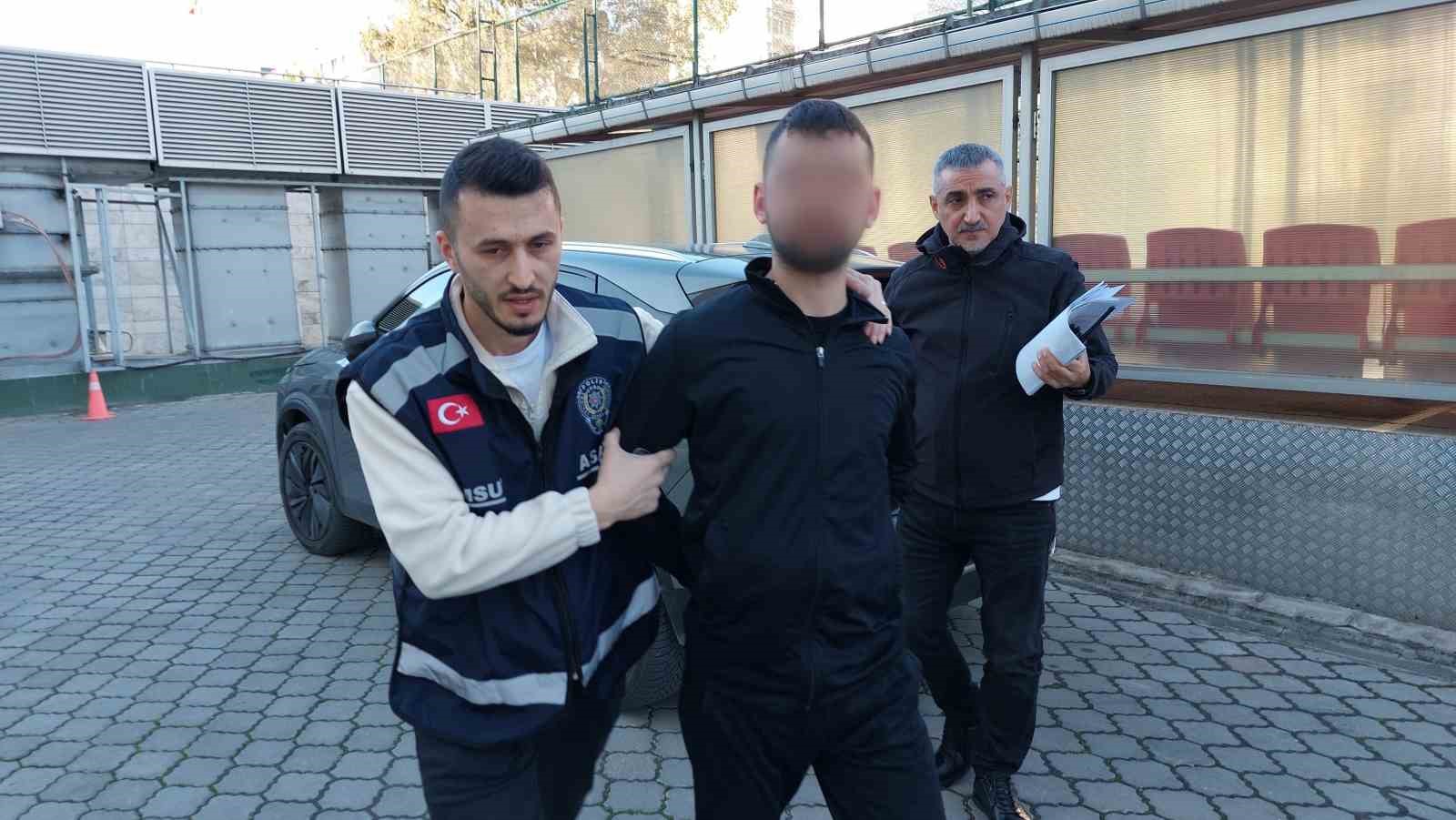 silahli yaralama zanlisi adliyeye sevk edildi 9pPZ6QXO