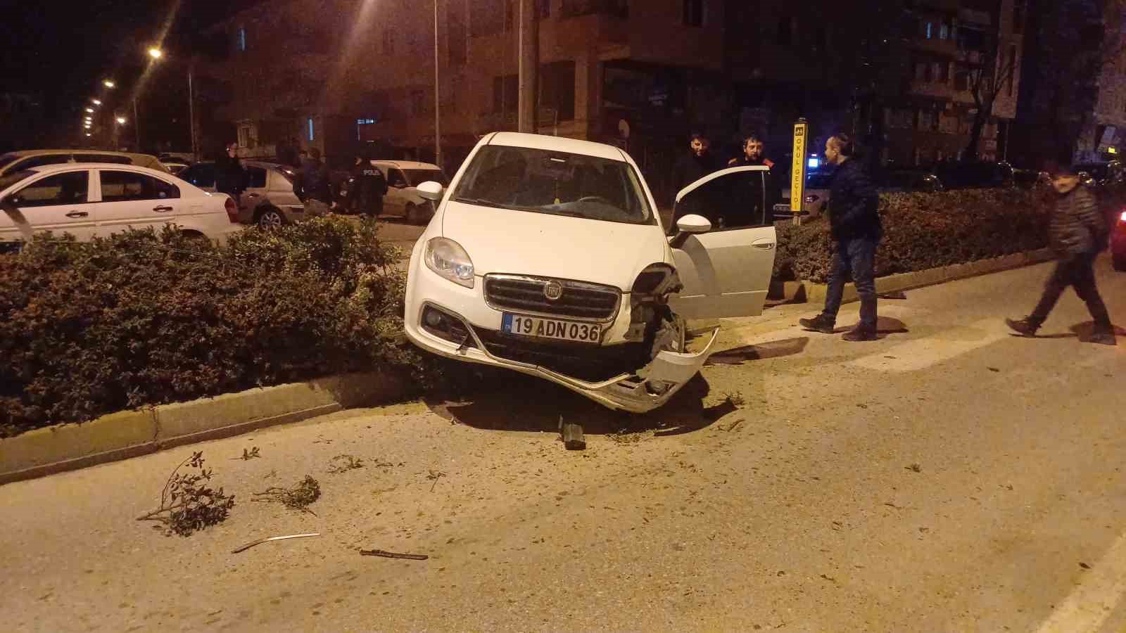 alkollu surucu otomobili ile orta refuje cikti hafif siyriklarla kurtuldu KTBm9nNe