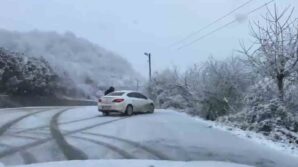 bartinda kar yagisi suruyor iCp8LTMt