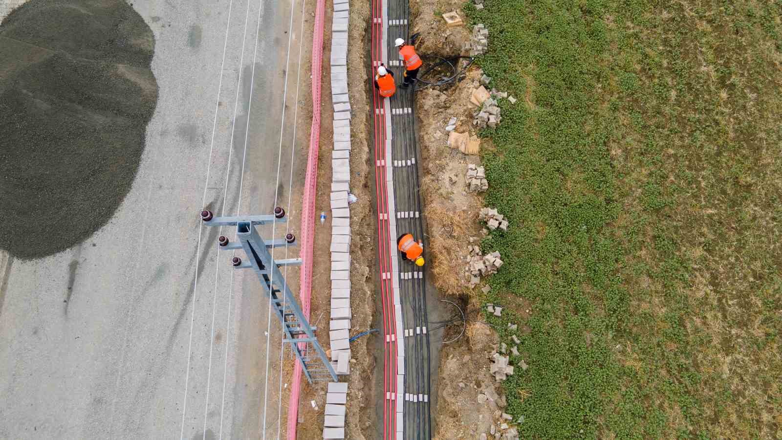 elektrik dagitim sirketinden enerji altyapisina 302 milyar tllik yatirim 1vSH9LLC