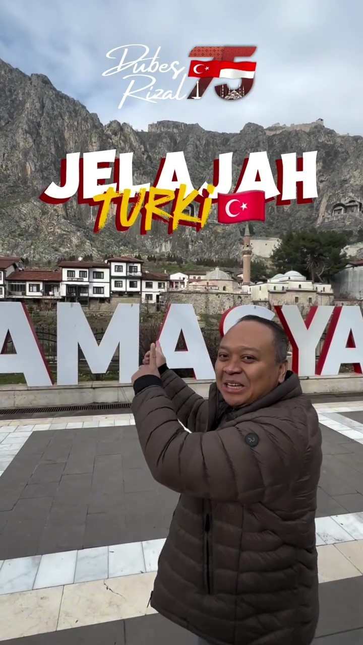 endonezya buyukelcisi purnama amasyanin turizm elcisi oldu 6Gi7RVuq