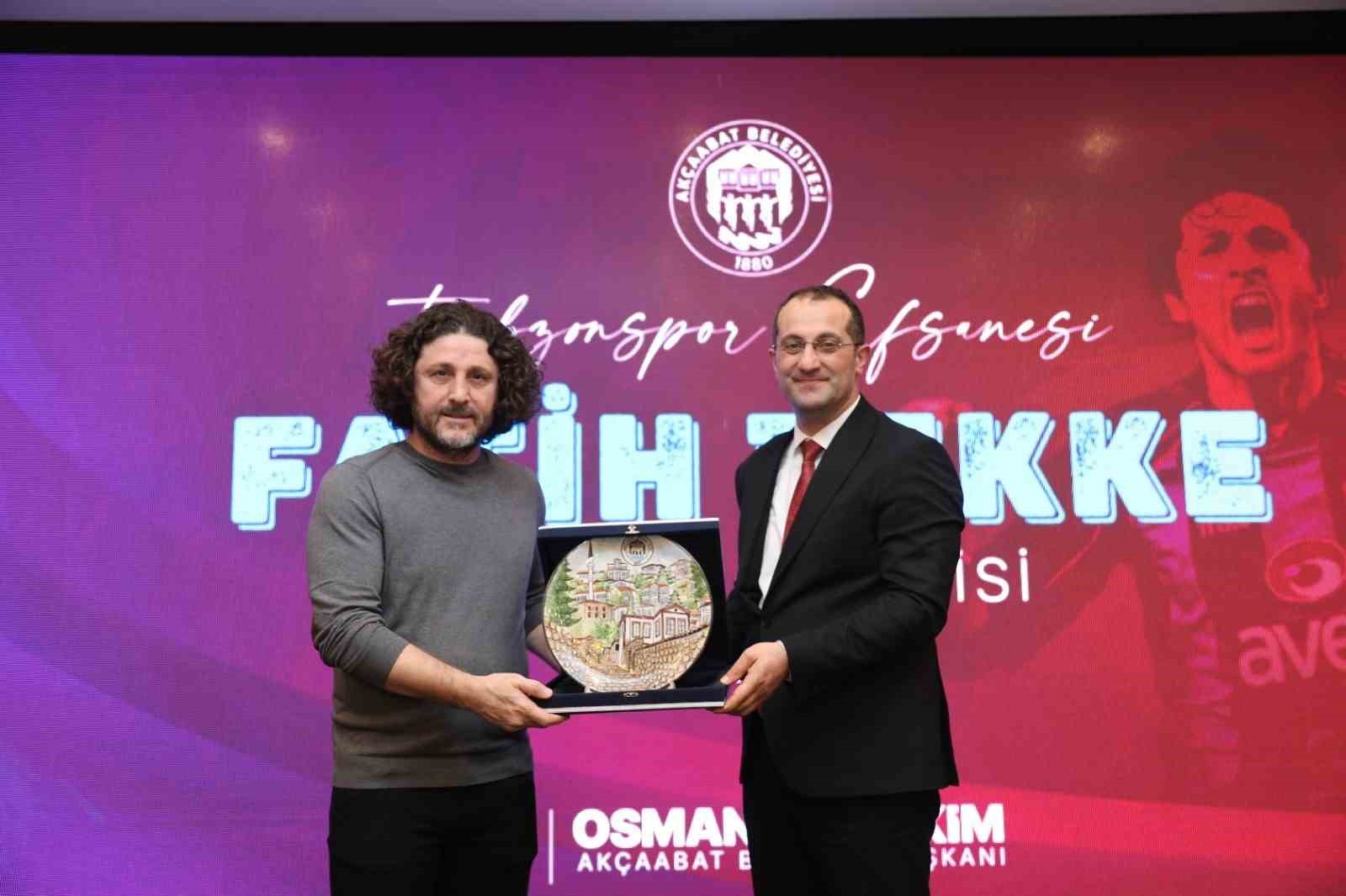 fatih tekke yetenekli bircok oyuncu ile oynadim ancak digerlerine gore en ozeli hami mandiraliydi M4fAB1Vc