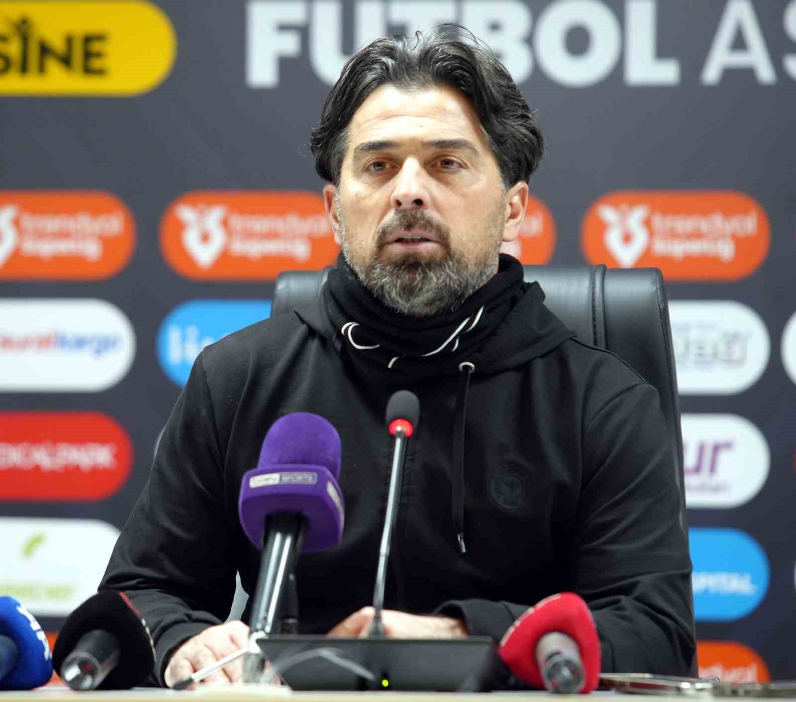 ilhan palut 3 puan onemli ama hala rahat degiliz c3CbNnT5